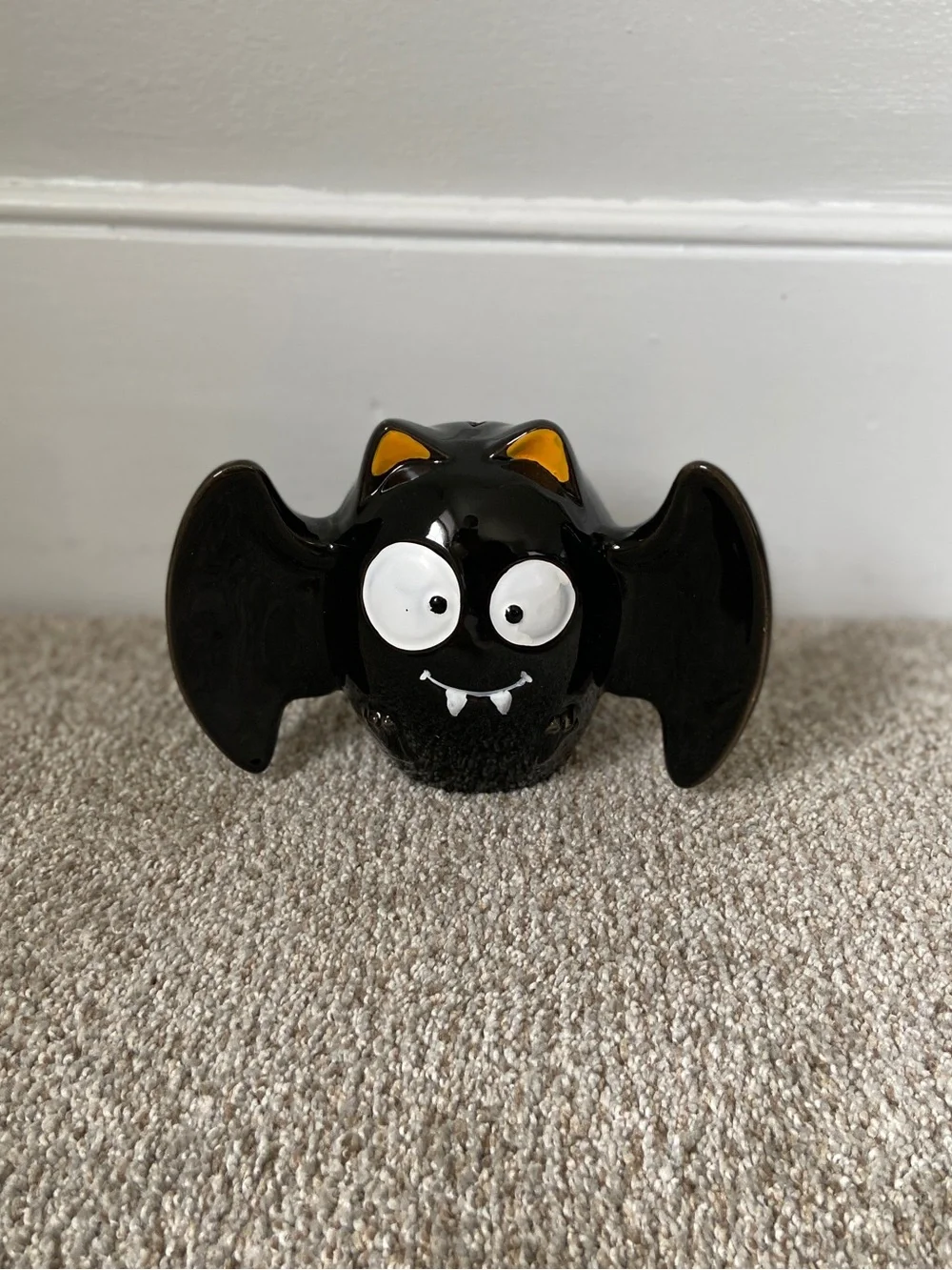 NWOT Ceramic Bat Halloween Decor TJ Maxx